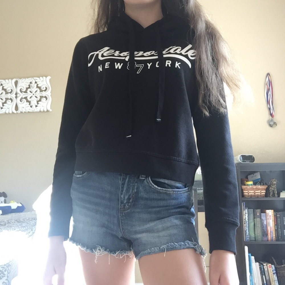 Aeropostale black crop top